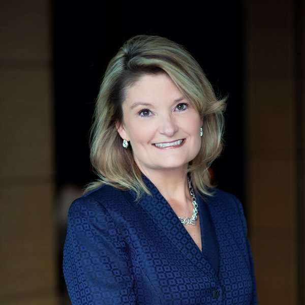 Headshot of Senator Cindy Holscher